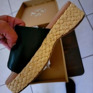 Nwt Sam and libby platform slides